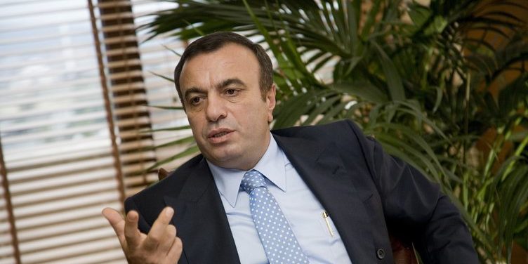 denizimiz-var-baligini-yemiyoru